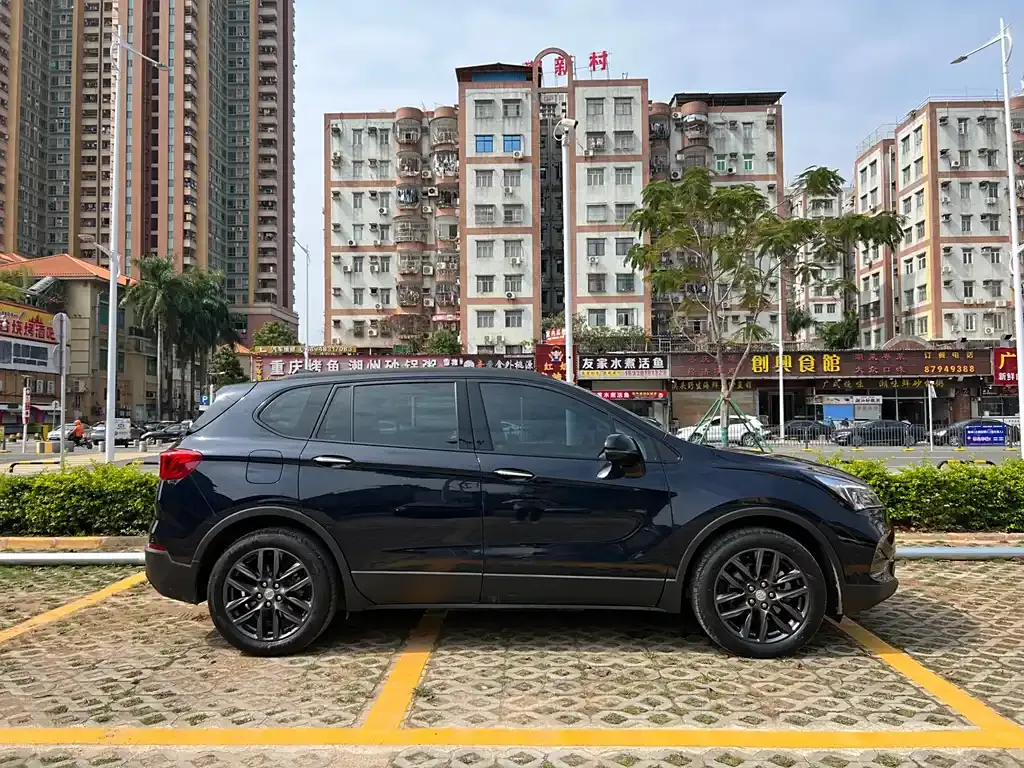 Buick Envision Plus — фото 7