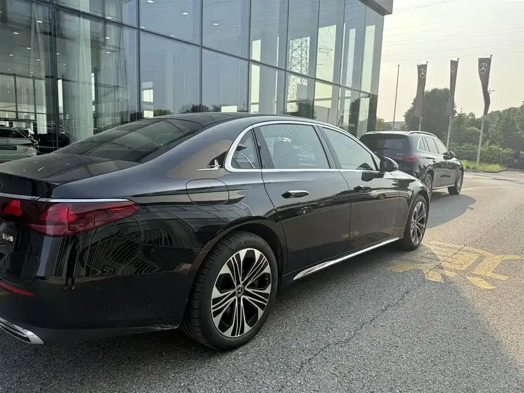 Mercedes-Benz E-Class New Energy — фото 4