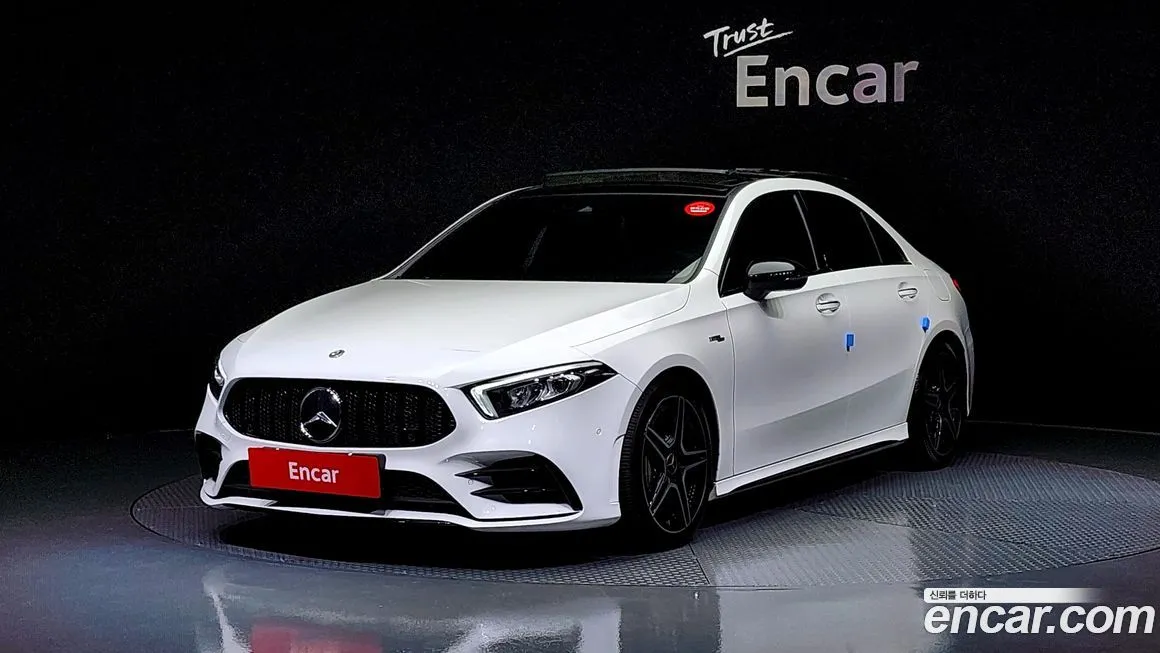 Mercedes-Benz A-Class — фото 1