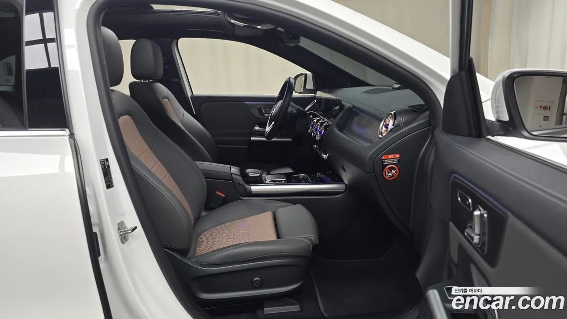 Mercedes-Benz EQA — фото 10