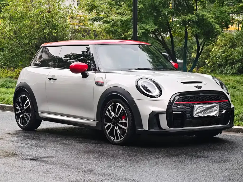 MINI JCW (John Cooper Works) — фото 2