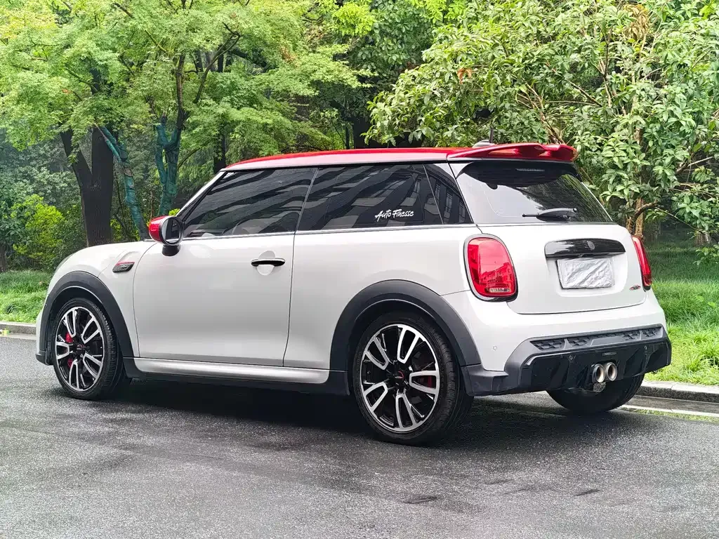 MINI JCW (John Cooper Works) — фото 4