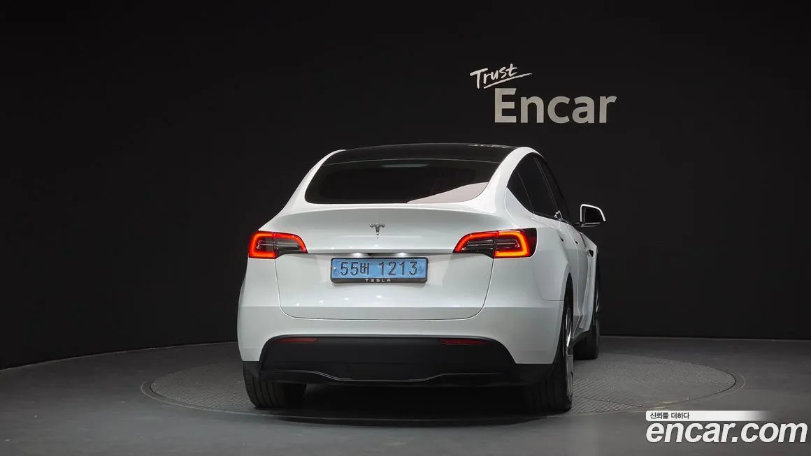 Tesla Model Y — фото 4