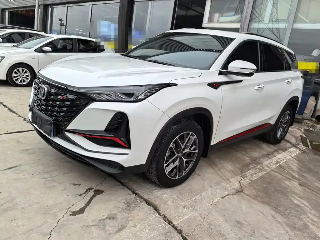 Changan CS75 PLUS — фото 1