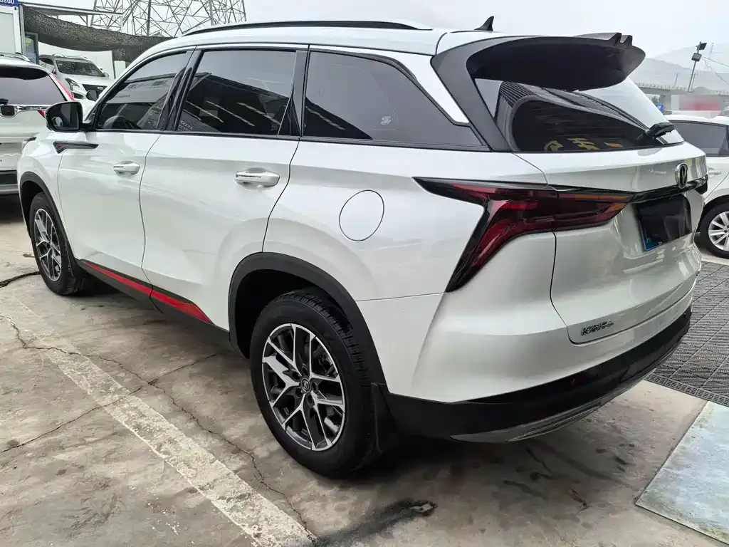 Changan CS75 PLUS — фото 4