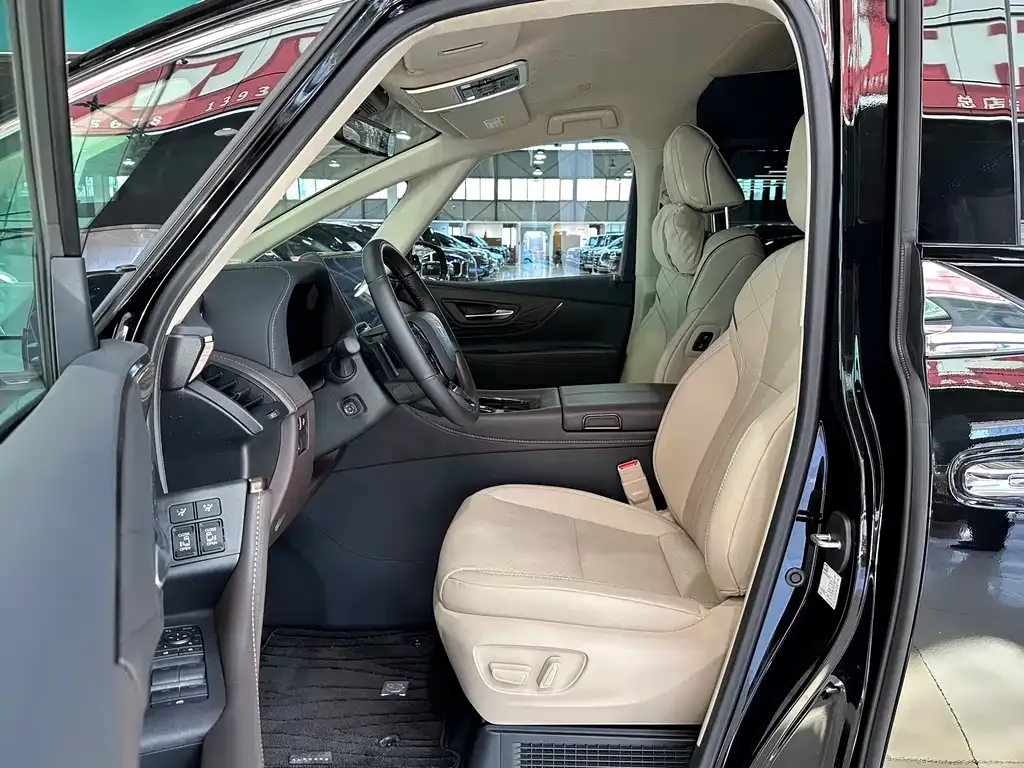 Toyota Alphard — фото 8