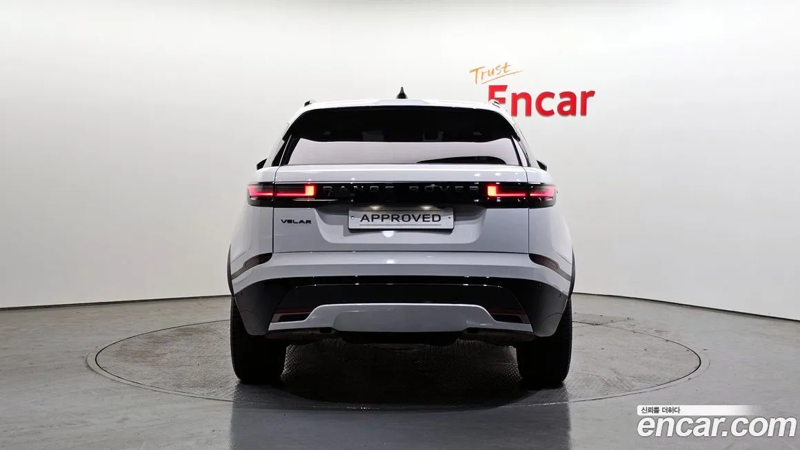 Land Rover Range Rover Velar — фото 7