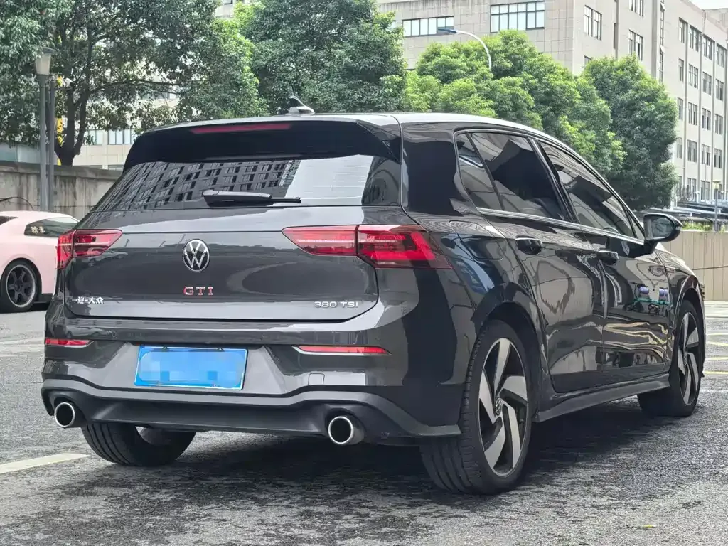Volkswagen Golf GTI — фото 4