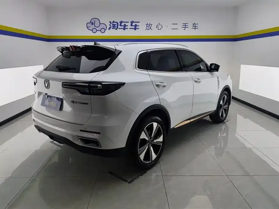 Changan CS55PLUS — фото 3