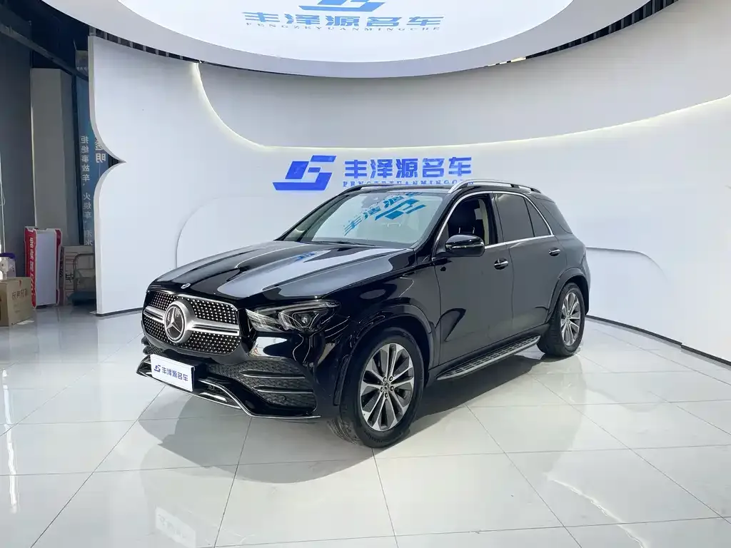 Mercedes-Benz GLE — фото 1