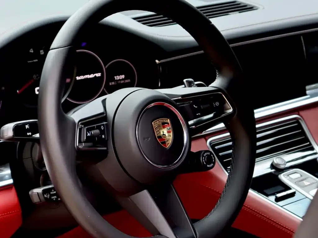 Porsche Panamera — фото 7
