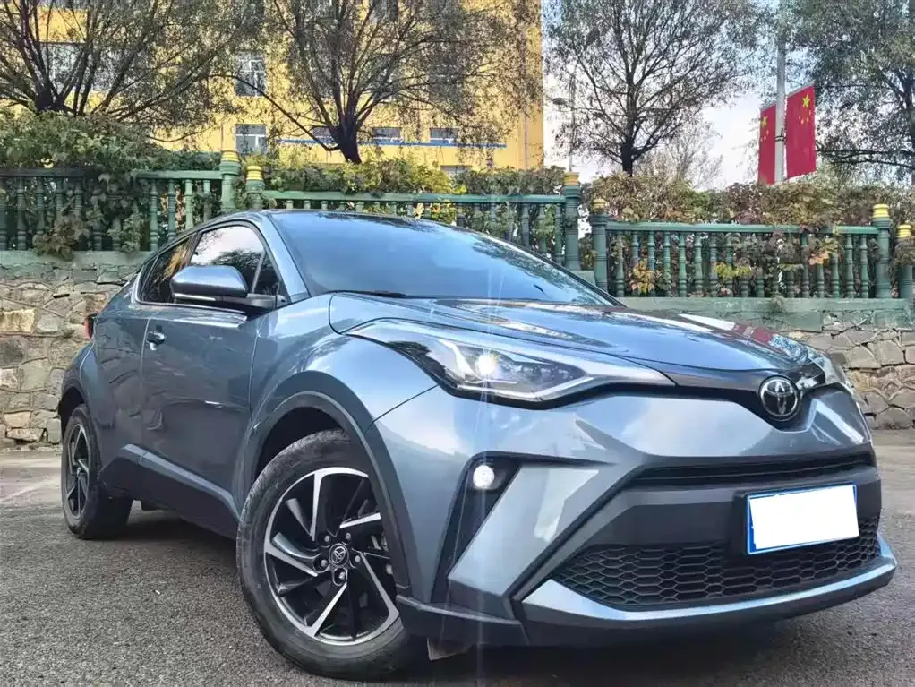Toyota C-HR — фото 3