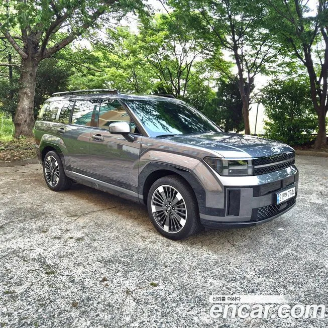 Hyundai Santafe — фото 1