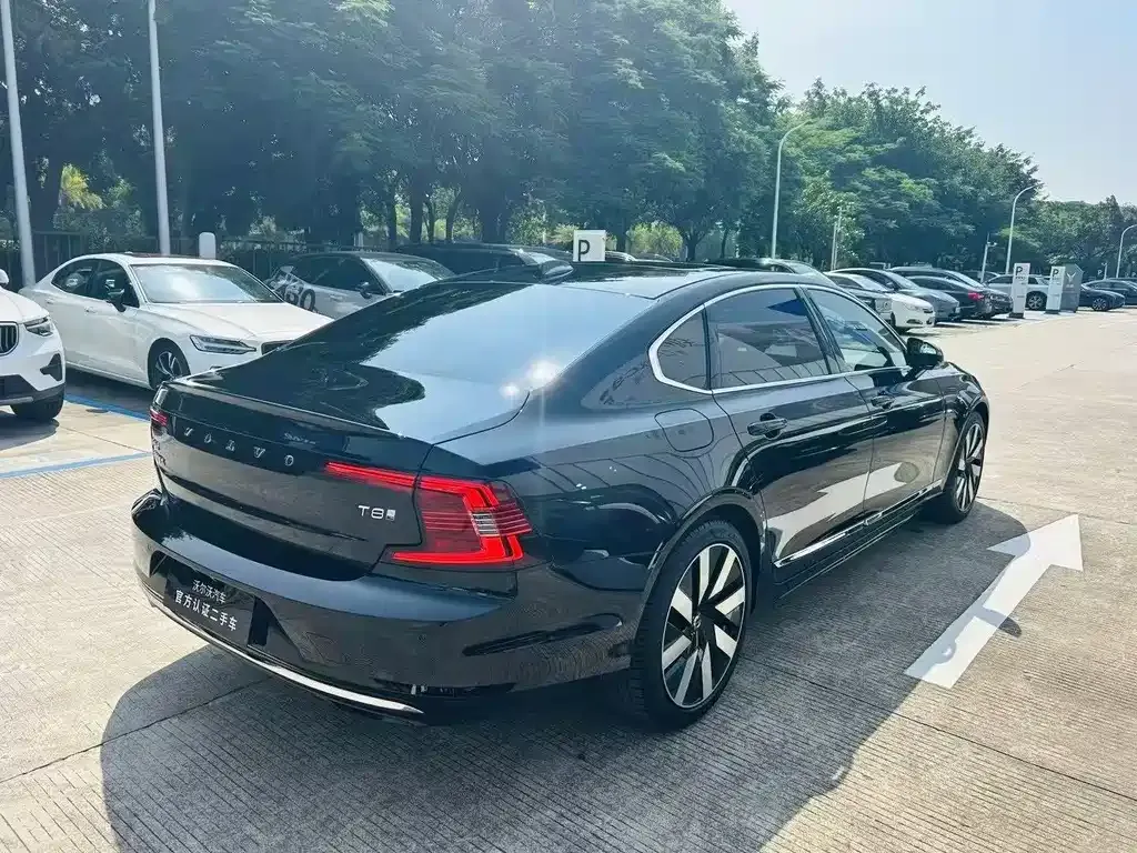 Volvo S90 PHEV — фото 7