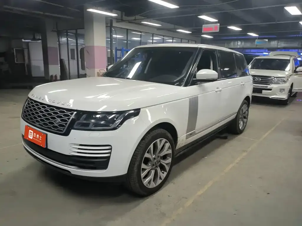Land Rover Range Rover — фото 1
