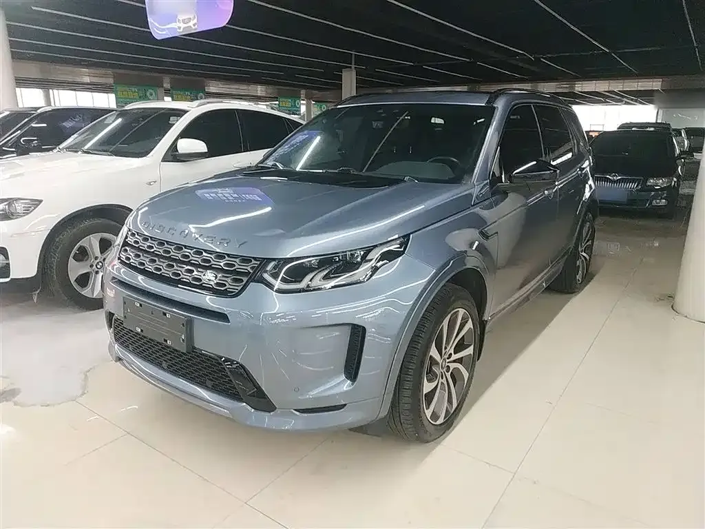 Land Rover Discovery Sport — фото 1