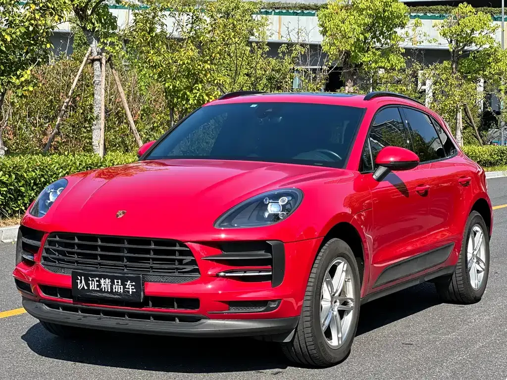 Porsche Macan — фото 1
