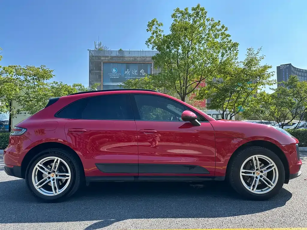 Porsche Macan — фото 8