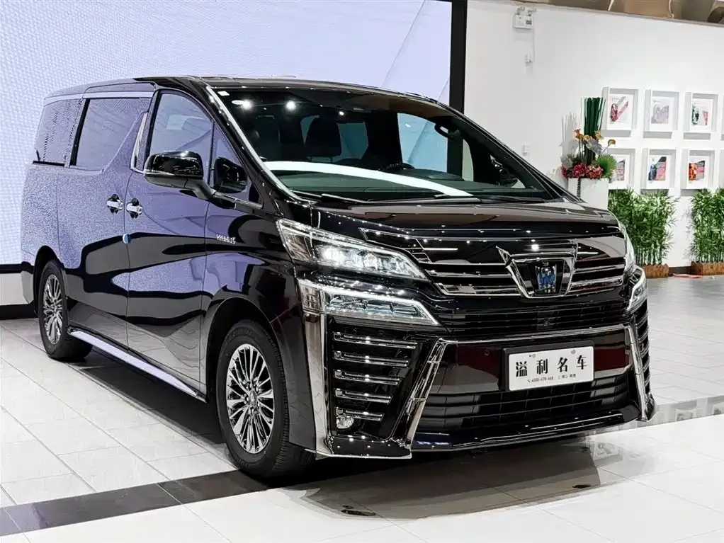 Toyota Vellfire — фото 4