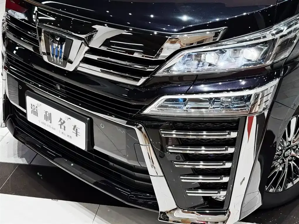 Toyota Vellfire — фото 5