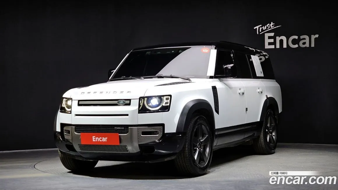 Land Rover Defender — фото 1