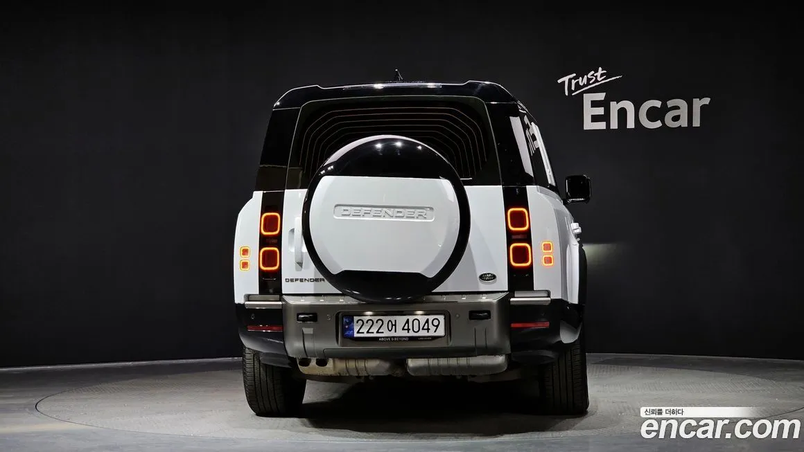 Land Rover Defender — фото 4
