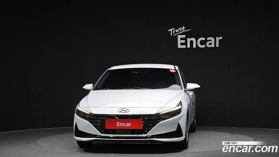 Hyundai AVANTE — фото 3