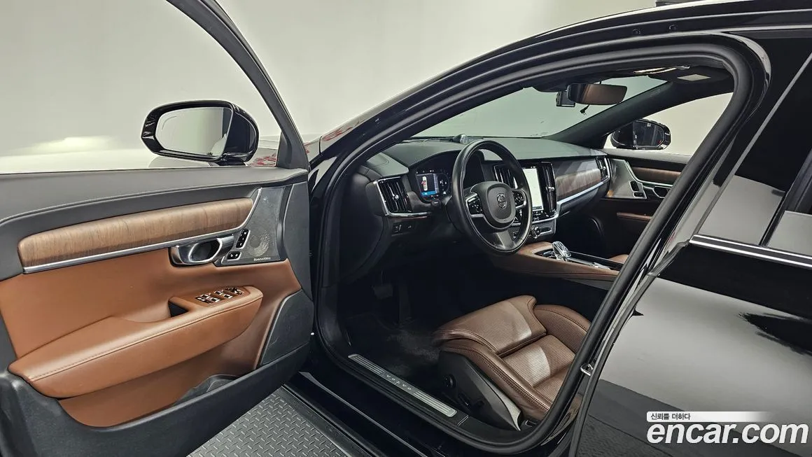 Volvo S90 — фото 10