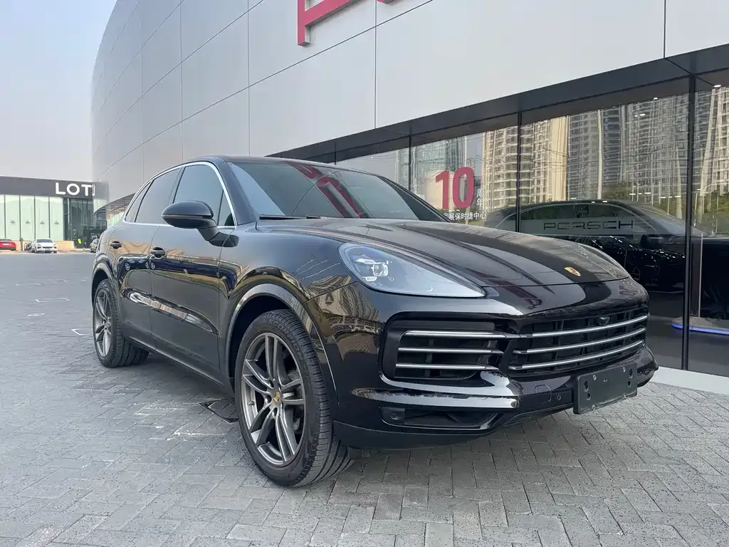 Porsche Cayenne — фото 2