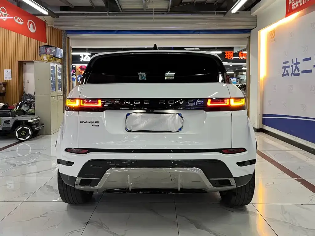 Land Rover Evoque — фото 4