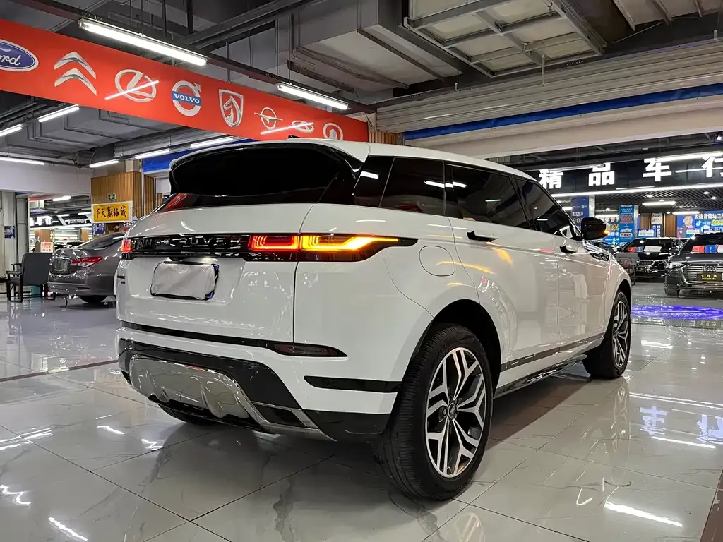 Land Rover Evoque — фото 5