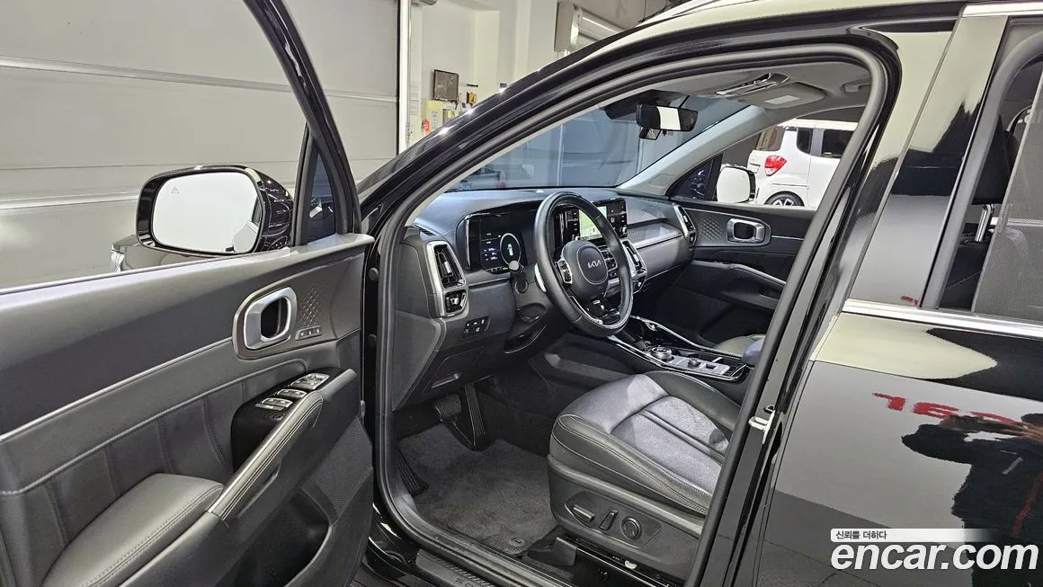 Kia Sorento — фото 10