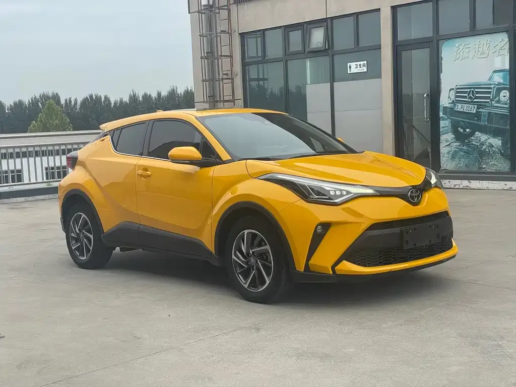 Toyota C-HR — фото 3