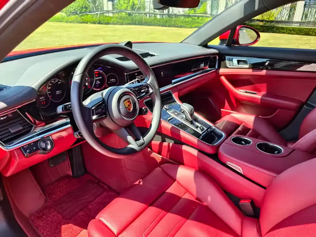 Porsche Panamera — фото 10