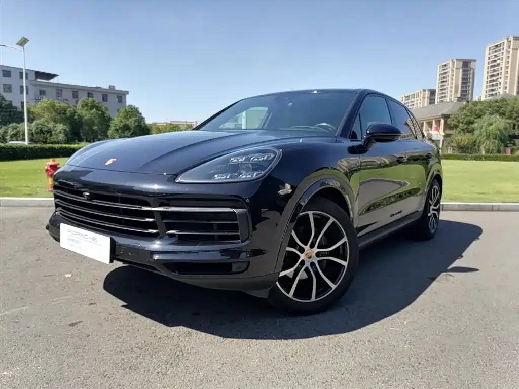 Porsche Cayenne Hybrid — фото 1