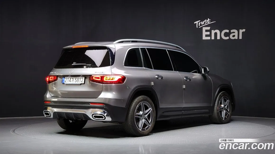 Mercedes-Benz GLB-Class — фото 2