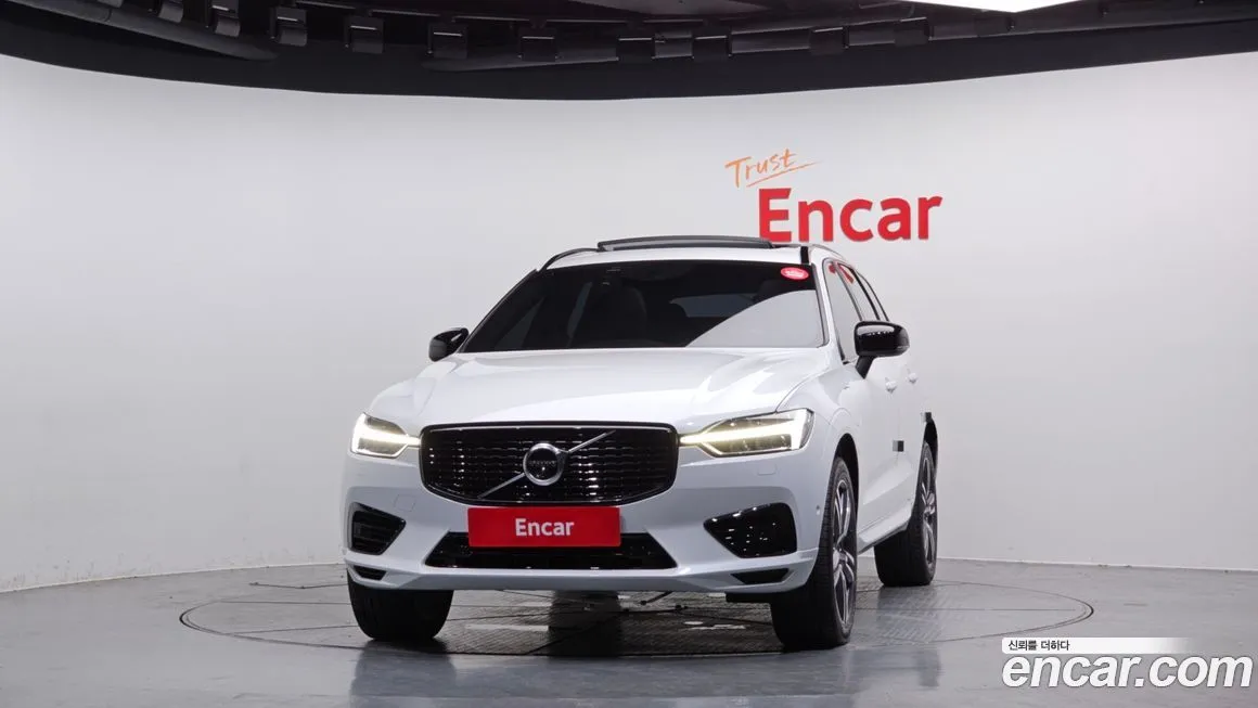 Volvo XC60 — фото 3