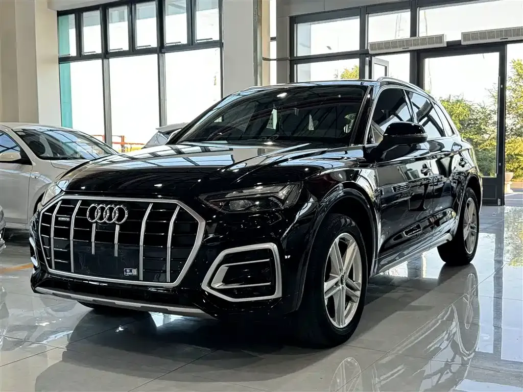 Audi Q5L — фото 2