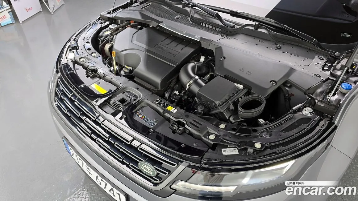 Land Rover Range Rover Evoque — фото 10