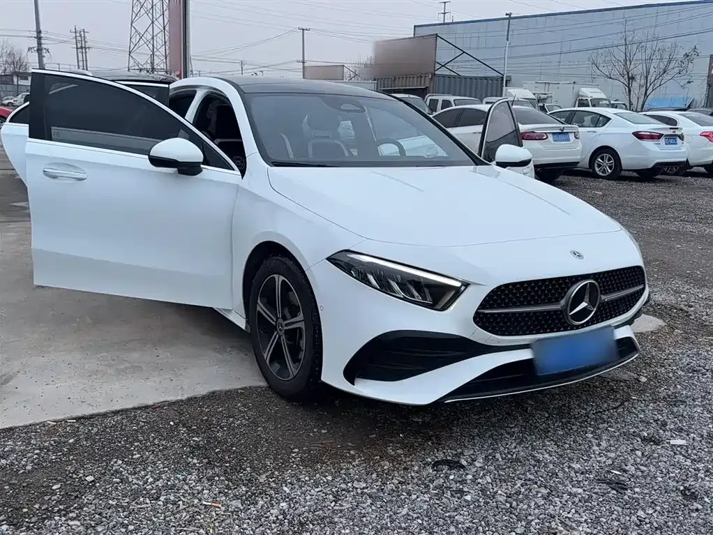 Mercedes-Benz A-Class — фото 8