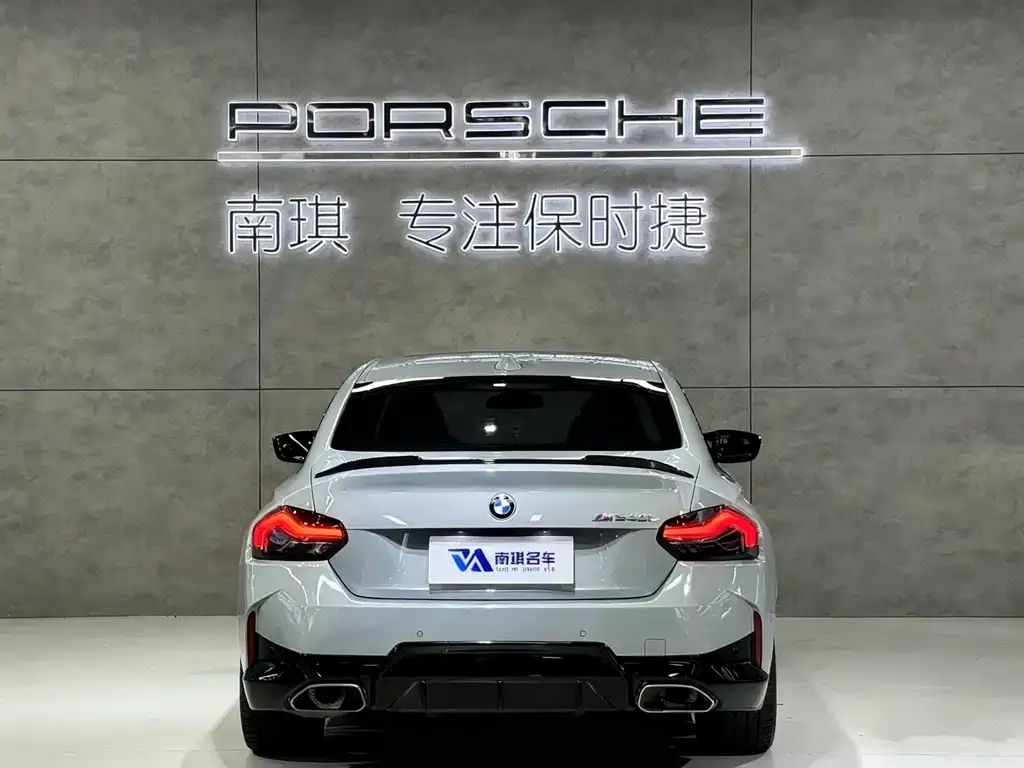 BMW M240i — фото 6
