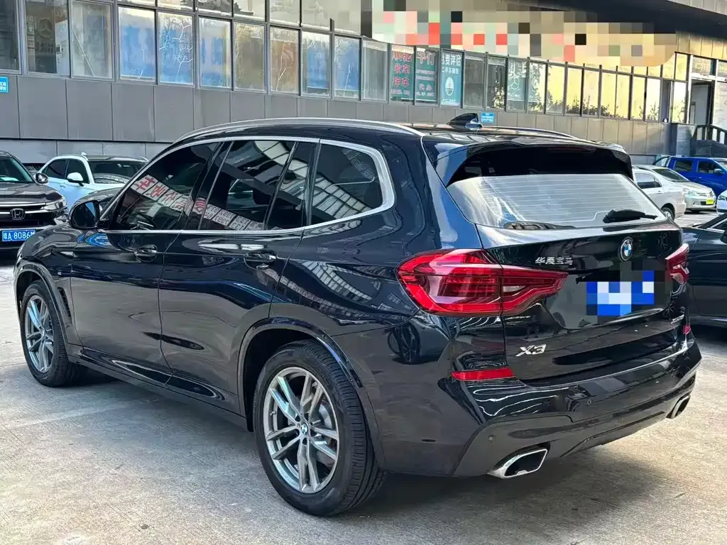 BMW X3 — фото 7
