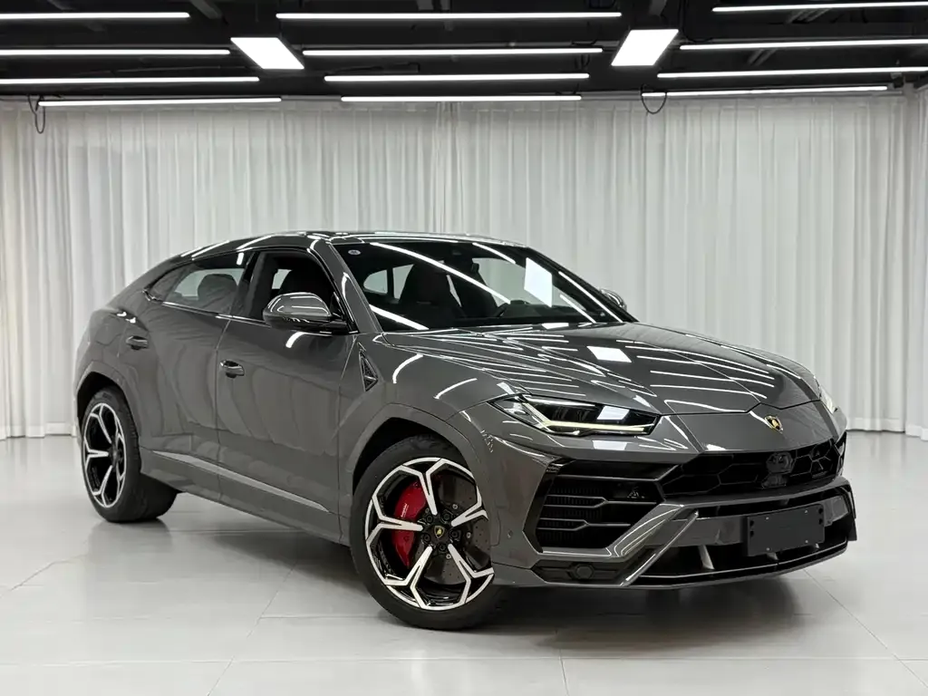 Lamborghini Urus — фото 3