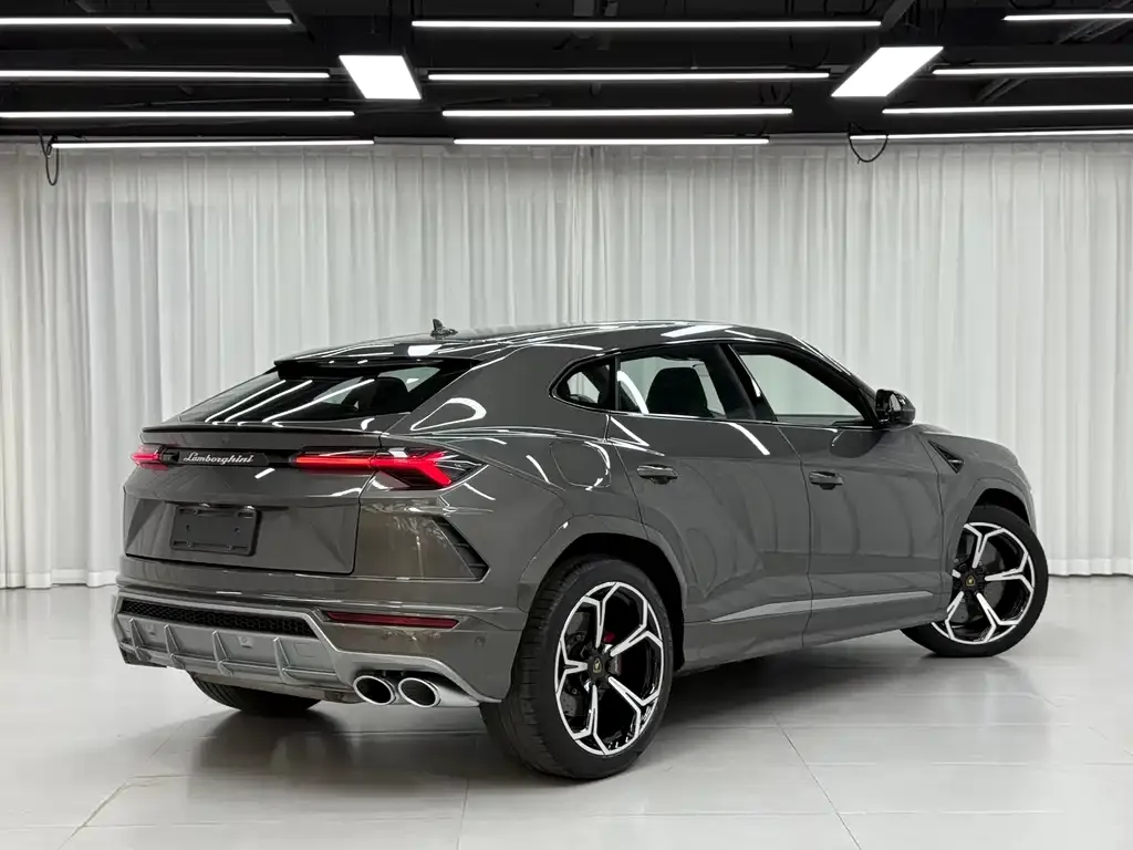 Lamborghini Urus — фото 5