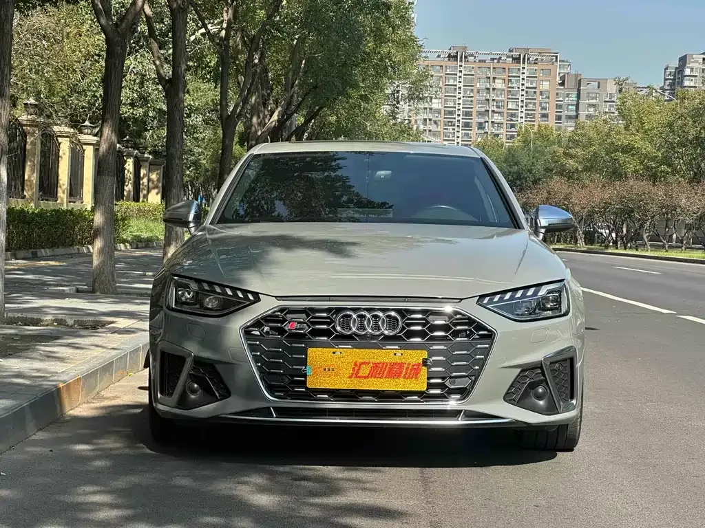 Audi S4 — фото 2