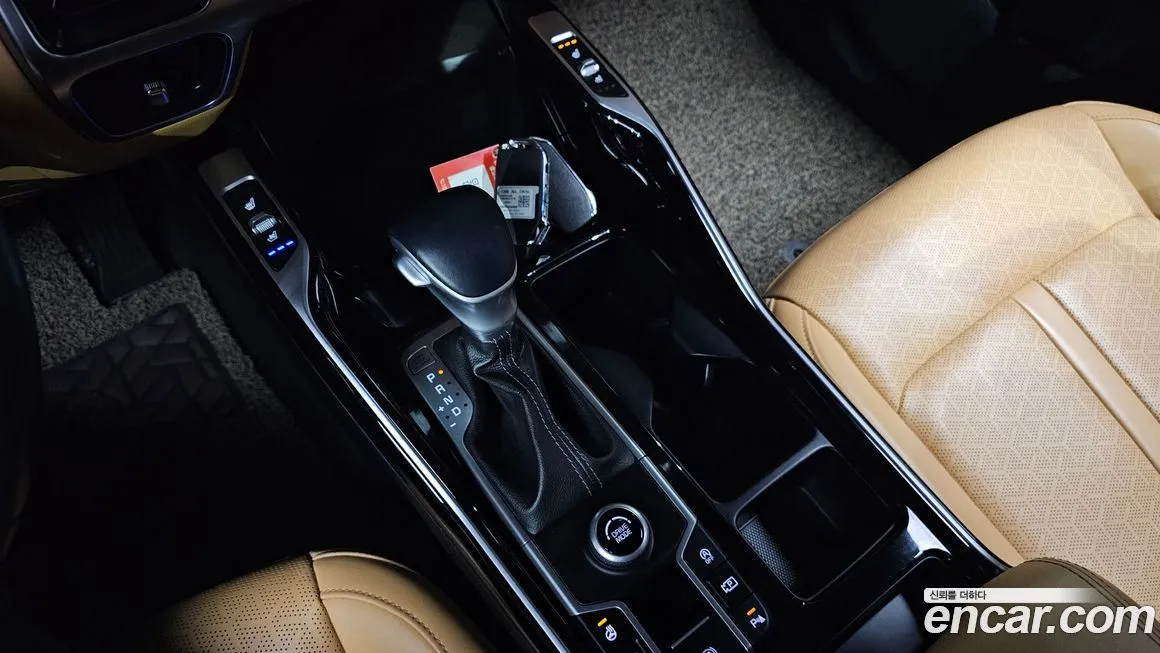 Kia Sorento — фото 9