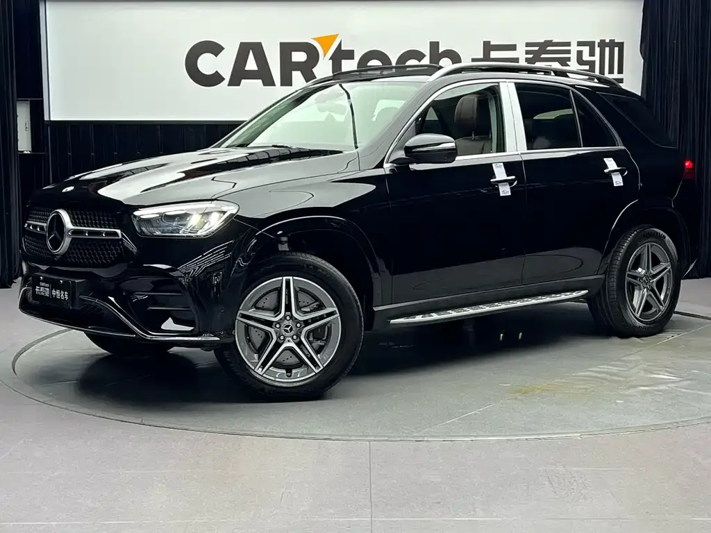 Mercedes-Benz GLE — фото 1