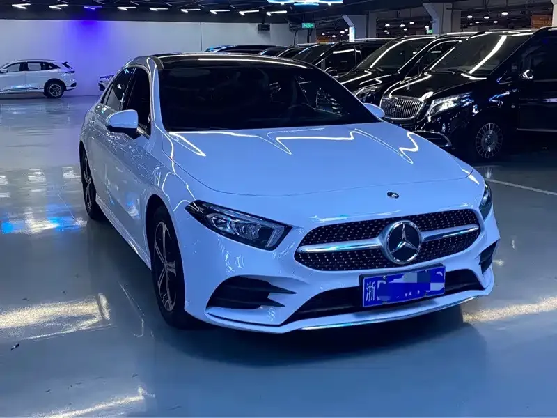 Mercedes-Benz A-Class — фото 1