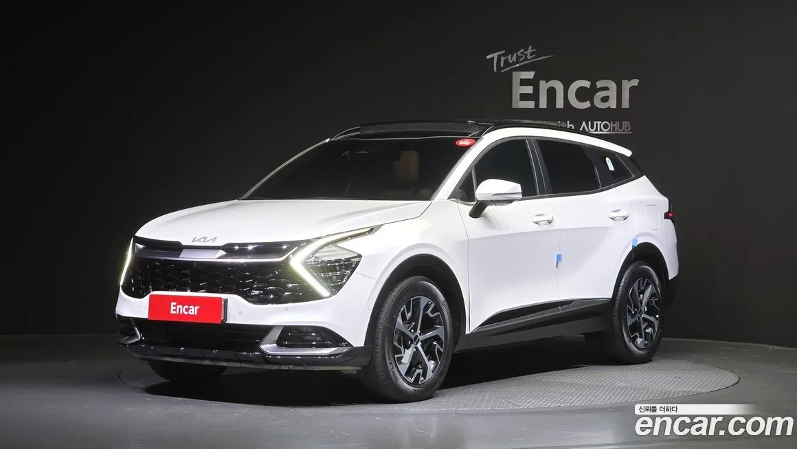 Kia Sportage — фото 1