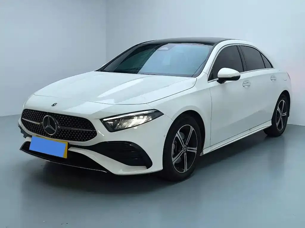 Mercedes-Benz A-Class — фото 1
